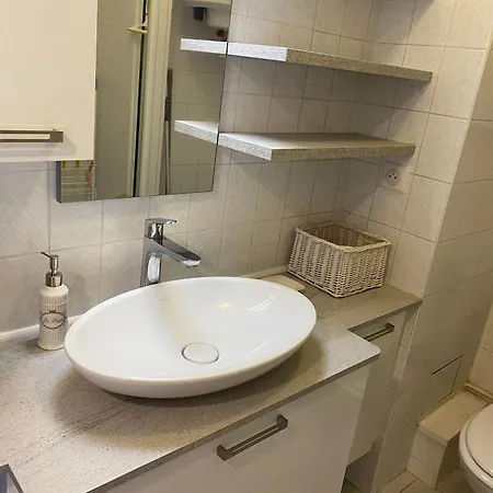 - Centre Ville, Proche Et Casino, Parking Securise, Balcon Et Equipements Complets - Fr-1-319-495 * Arcachon